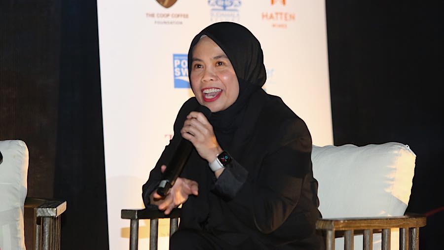Pembicara lainnya yairu Direktur Supply Chain Beiersdorf Indonesia Dwi Mudriah. (Bloomberg Technoz/Andrean Kristianto)