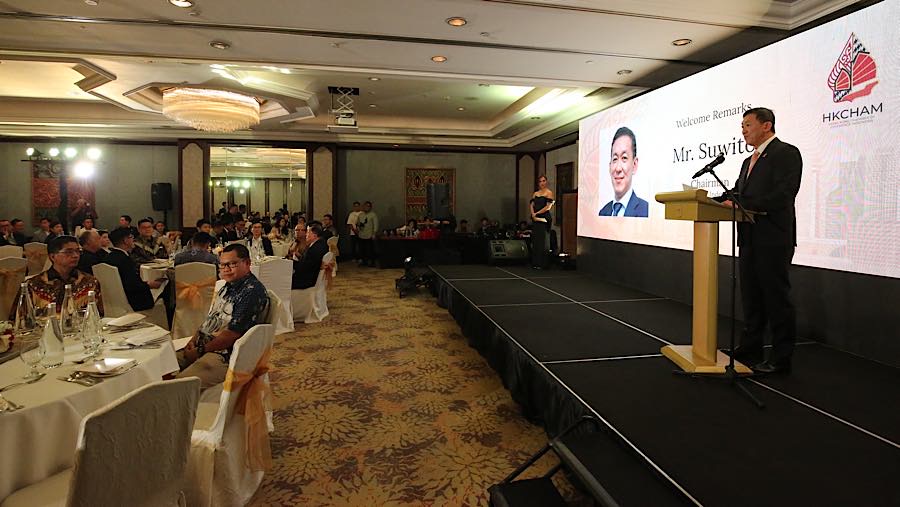 Chairman HKCHAM Indonesia Suwito berbicara saat Inaugurasi HKCHAM di Jakarta, Kamis (17/9/2026). (Bloomberg Technoz/Andrean Kristianto)