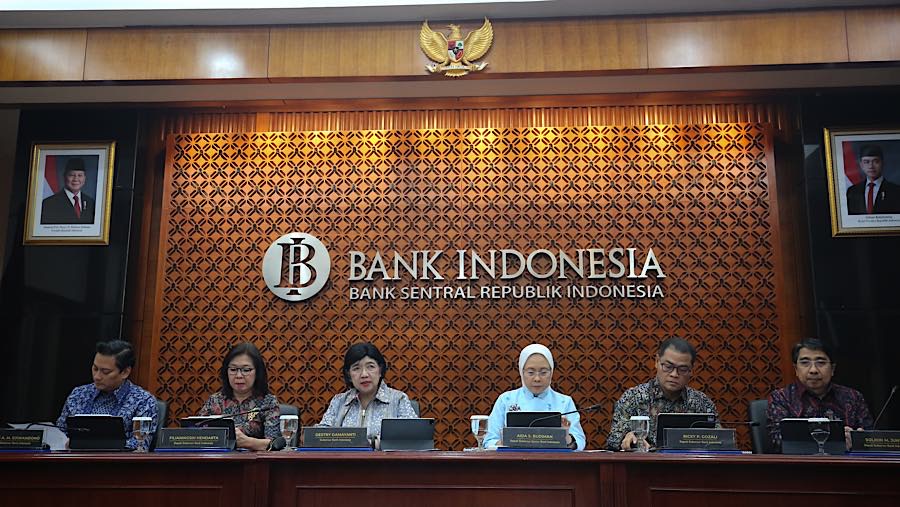 Konferensi pers hasil RDG di Gedung Bank Indonesia, Jakarta, Rabu (23/9/2026). (Bloomberg Technoz/Andrean Kristianto)