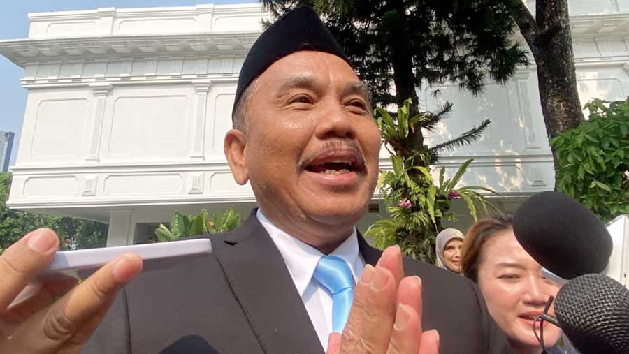 Syahganda Nainggolan di Istana (02/10/2026). (Bloomberg Technoz/Dovana Hasiana)