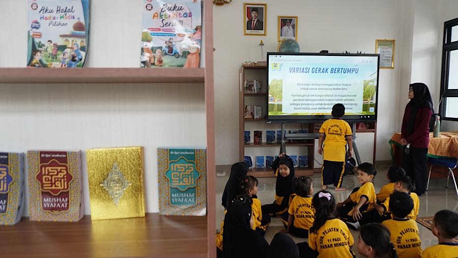 Menurut QS Best Student Cities 2027, Jakarta menempati peringkat ke-117 dunia sekaligus menjadi kota pelajar dengan posisi tertinggi di Indonesia.