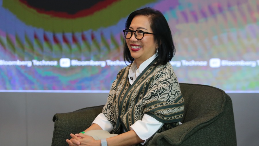 CEO Grab Indonesia Neneng Goenadi berbicara mengenai pengalamannya dari dunia konsultasi ke Grab dalam Bloomberg Technoz Podcast - POV Talks di Jakart