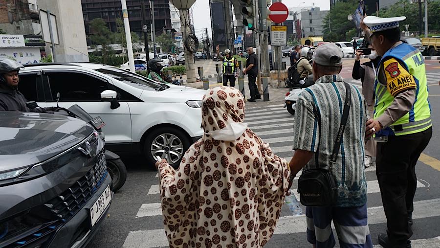 Ada beberapa pelanggan yang menjadi sasaran dalam operasi tahun ini salah satunya motor yang tidak sesuai SNI hingga melawan arus.